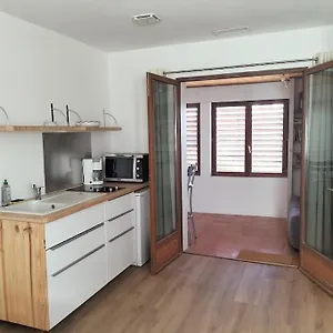Studio Neuf A La Campagne Appartement