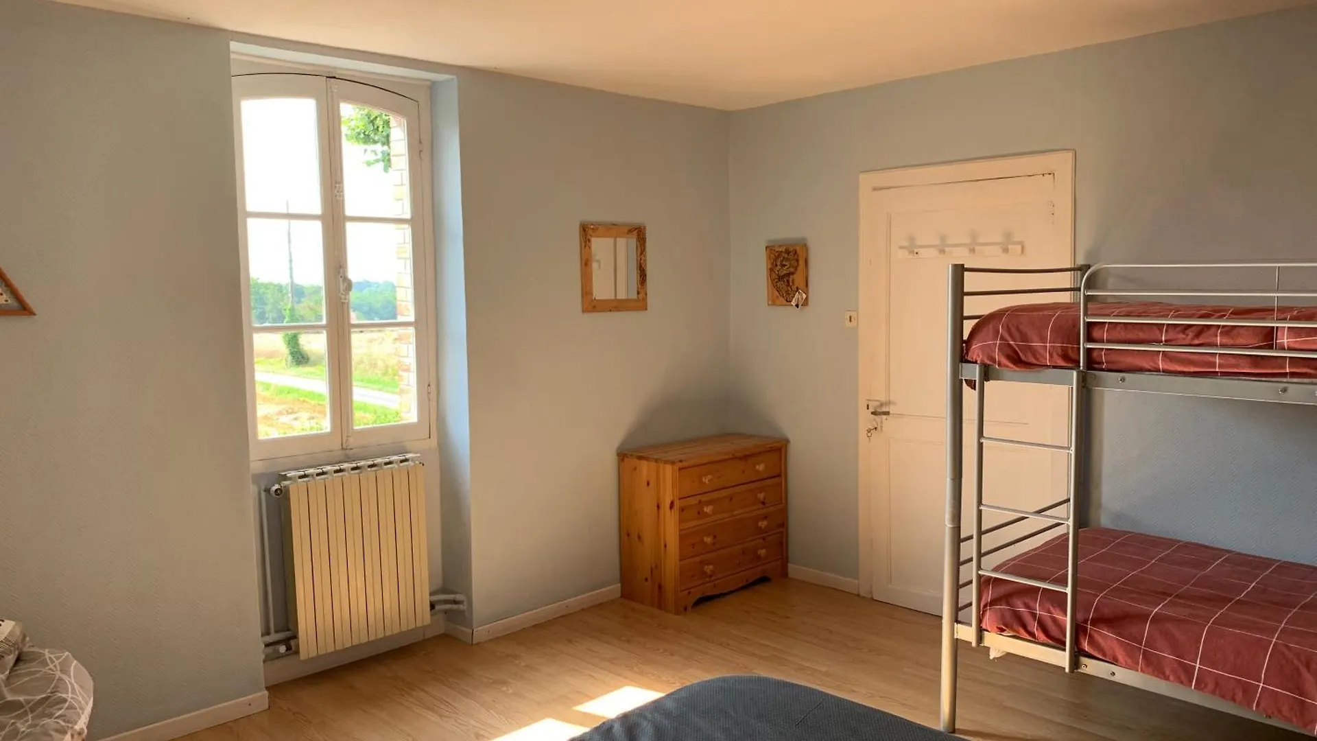 Gite Ferme Equestre Avec Piscine Castex  Holiday home